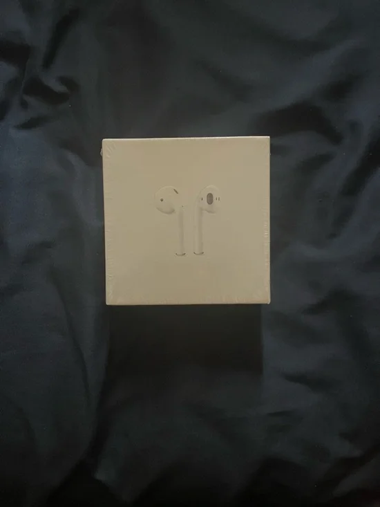 AirPod Gen 2 - New Sealed Box - Picture 1 of 2